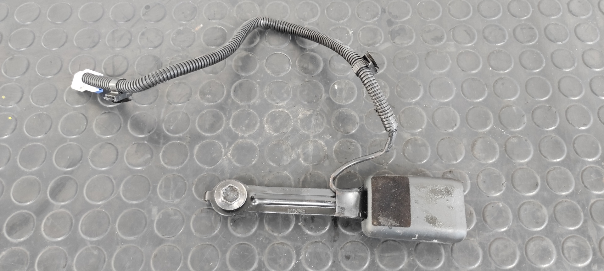 PRETENSOR AIRBAG DERECHO HYUNDAI I20 ACTIVE