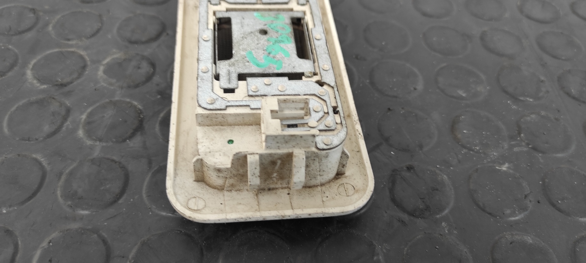 LUZ INTERIOR FIAT 500 CABRIO (150) - vista 3