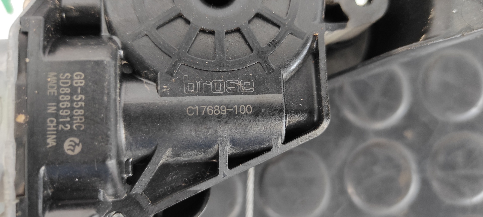 ELEVALUNAS TRASERO DERECHO NISSAN QASHQAI (J11) - vista 5