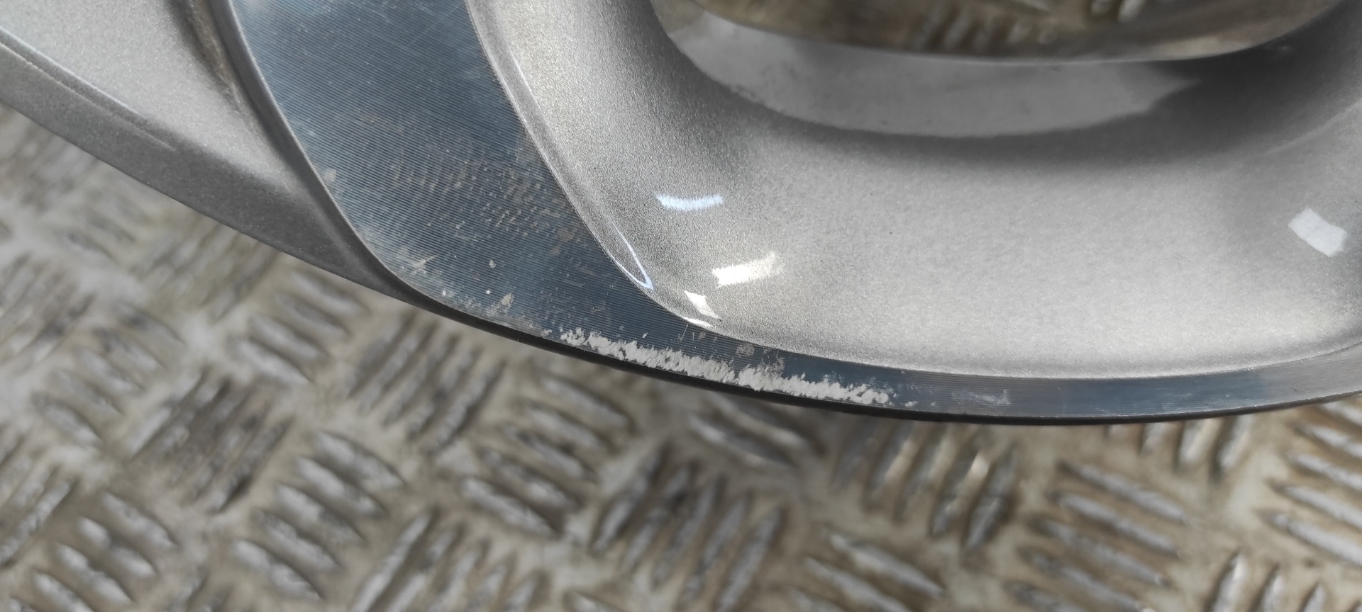 LLANTA HYUNDAI I20 ACTIVE - vista 4