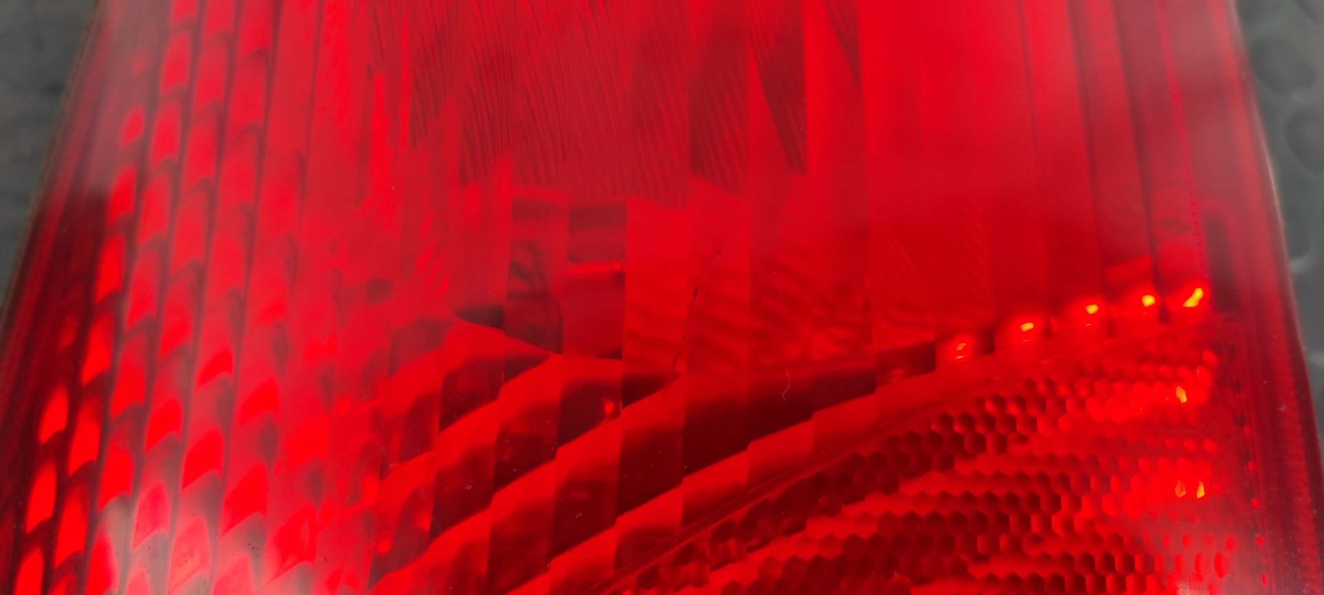 PILOTO TRASERO DERECHO FORD FOCUS BERLINA (CAK) - vista 3