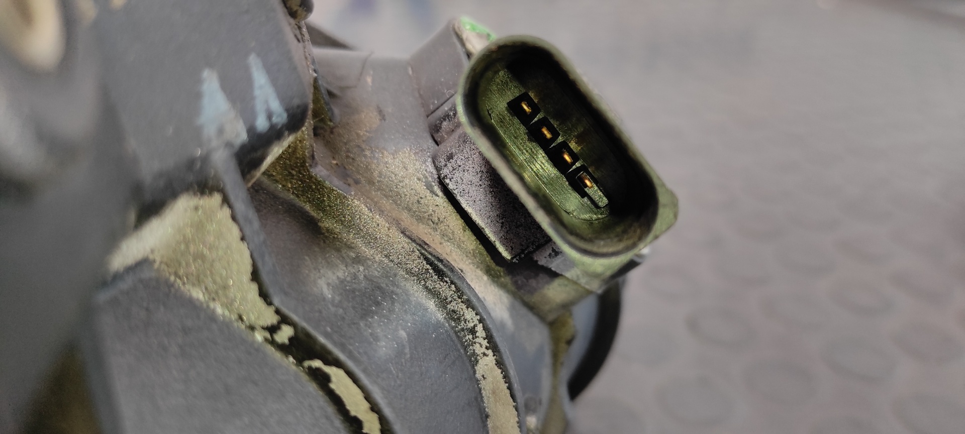 INTERCOOLER VOLKSWAGEN GOLF IV VARIANT (1J5) - vista 3