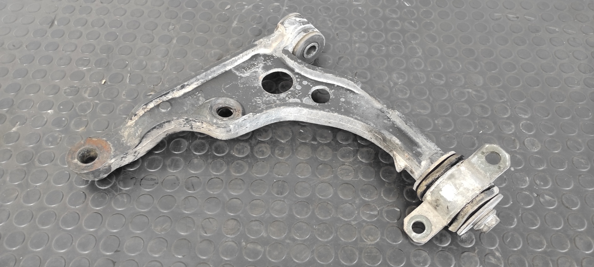 BRAZO IZQUIERDO INFERIOR DELANTERO CITROEN JUMPER CAJA ABIERTA (06.2006 =>)