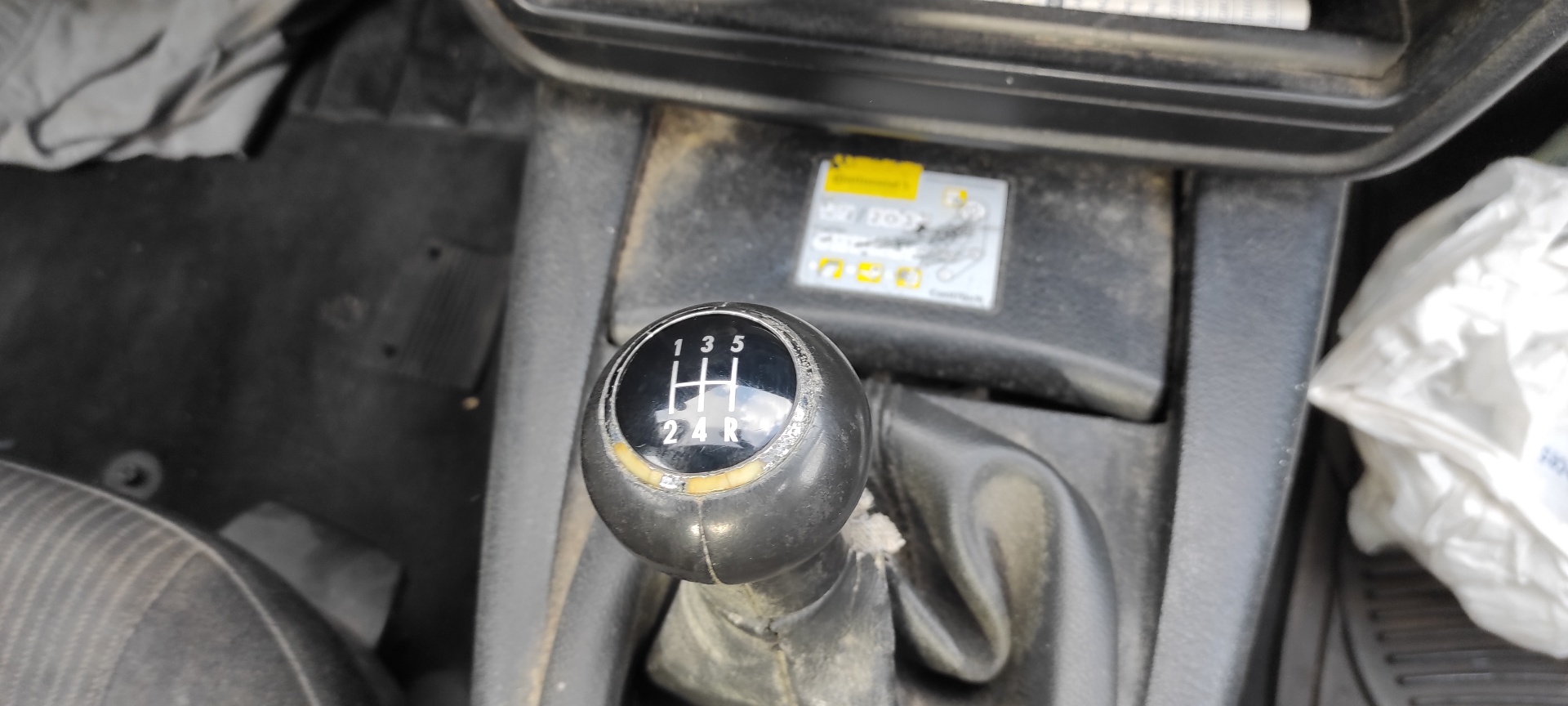 CINTURON TRASERO DERECHO VOLKSWAGEN PASSAT BERLINA (3B3) - vista 4