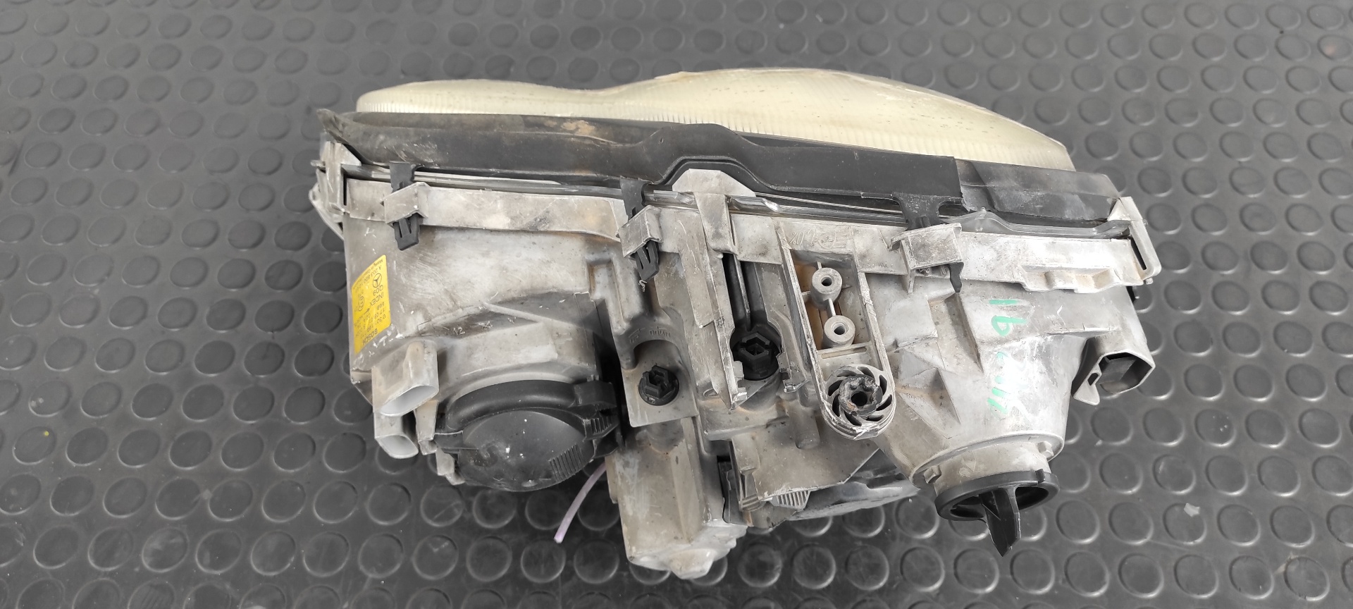 FARO DERECHO MERCEDES-BENZ CLASE C (W203) BERLINA - vista 2