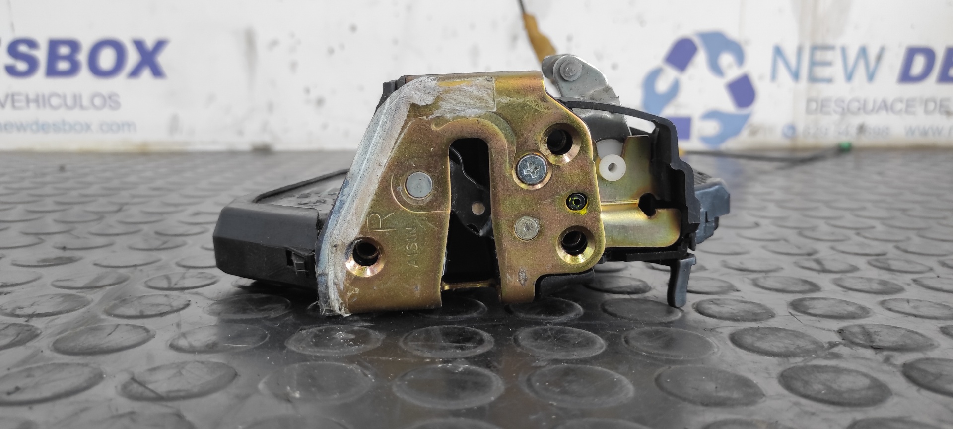 CERRADURA PUERTA TRASERA DERECHA TOYOTA COROLLA VERSO (R1) - vista 2