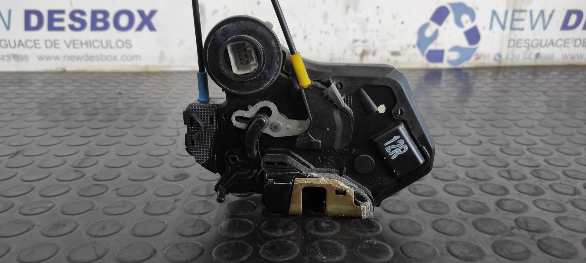 CERRADURA PUERTA TRASERA DERECHA TOYOTA COROLLA VERSO (R1) - vista 3