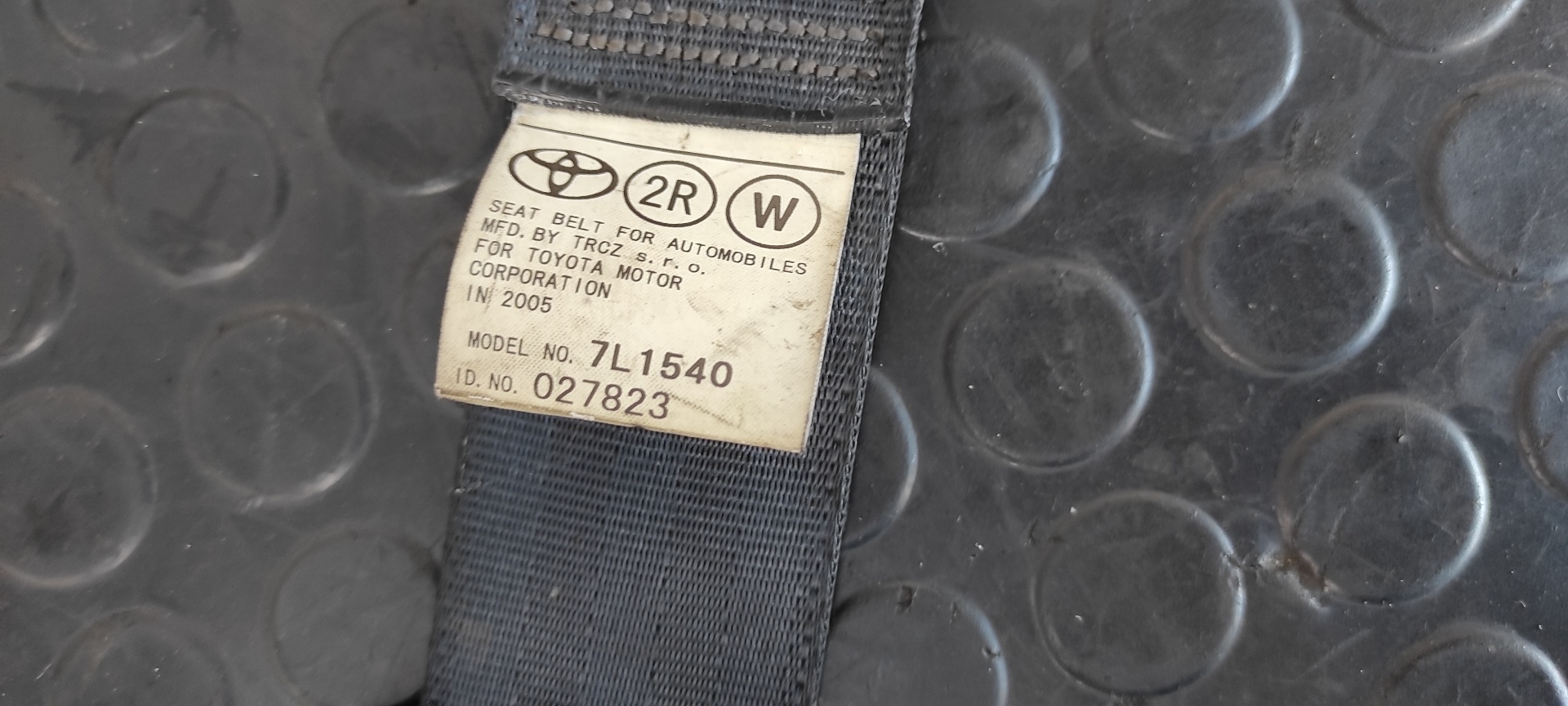 CINTURON TRASERO DERECHO TOYOTA COROLLA VERSO (R1) - vista 4