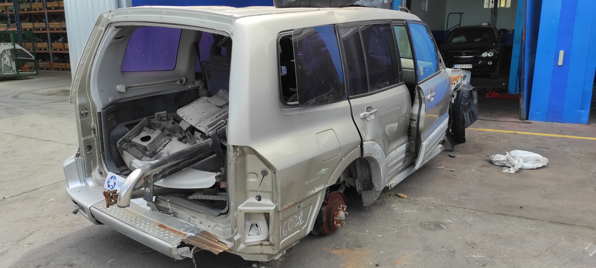 PUERTA TRASERA IZQUIERDA MITSUBISHI MONTERO (V60/V70) - vista 14