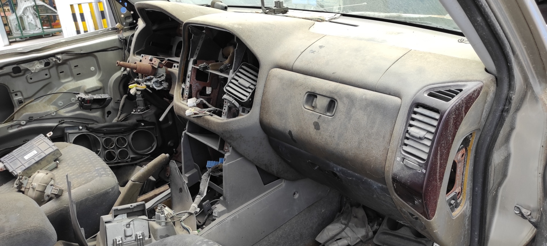 PUERTA TRASERA IZQUIERDA MITSUBISHI MONTERO (V60/V70) - vista 13