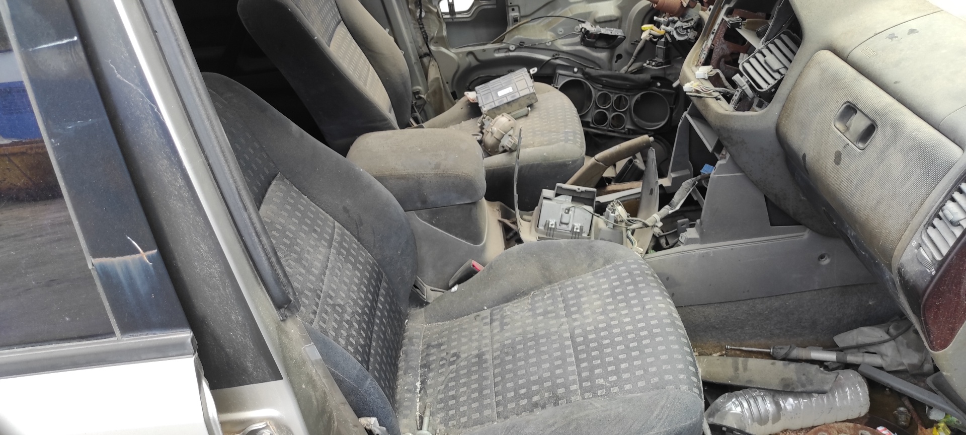 PUERTA TRASERA IZQUIERDA MITSUBISHI MONTERO (V60/V70) - vista 15