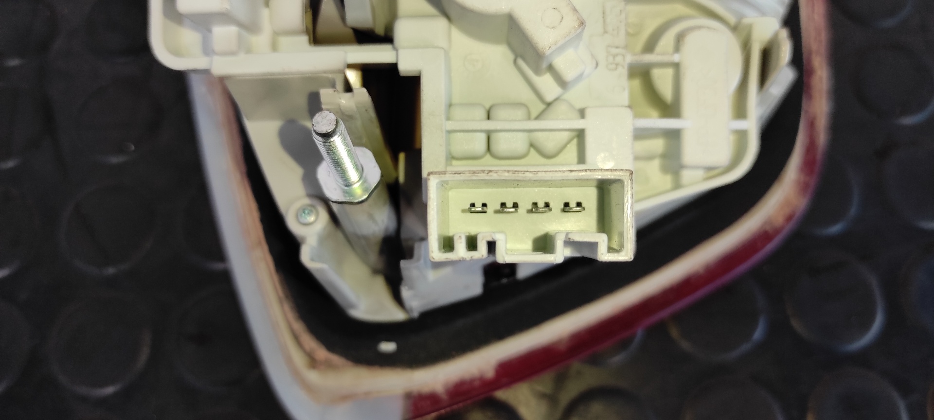 PILOTO PORTON IZQUIERDO BMW SERIE 3 BERLINA (E90) - vista 7