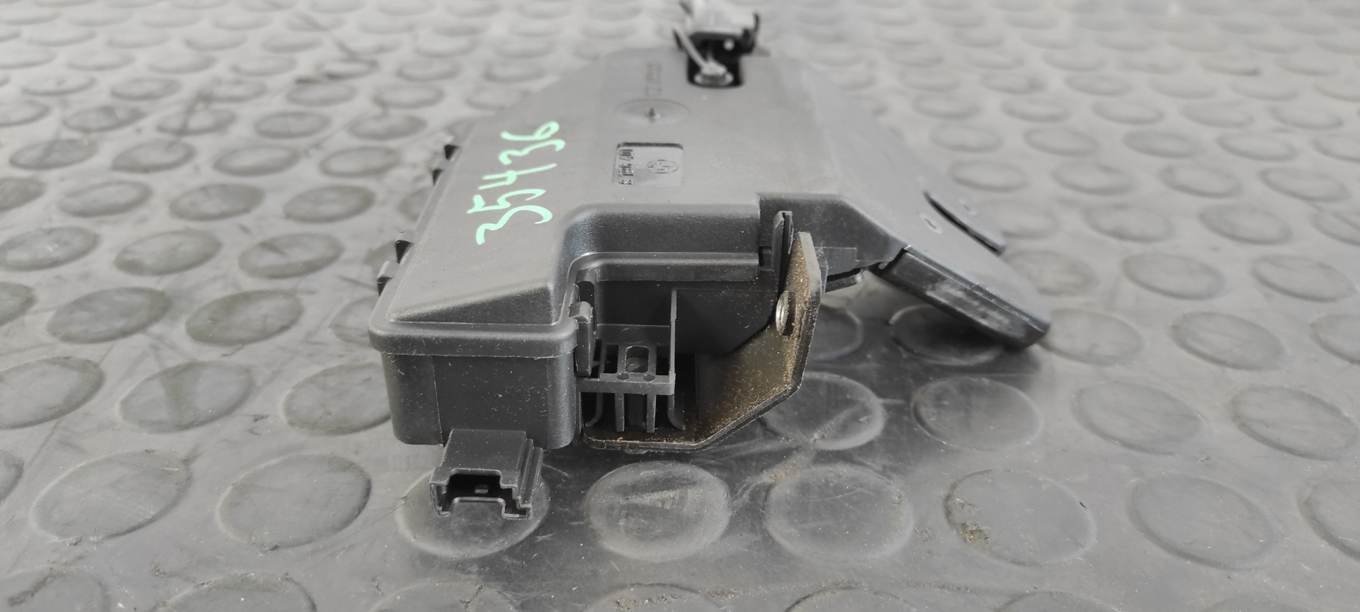 CERRADURA MALETERO / PORTON BMW SERIE 3 BERLINA (E90) - vista 4