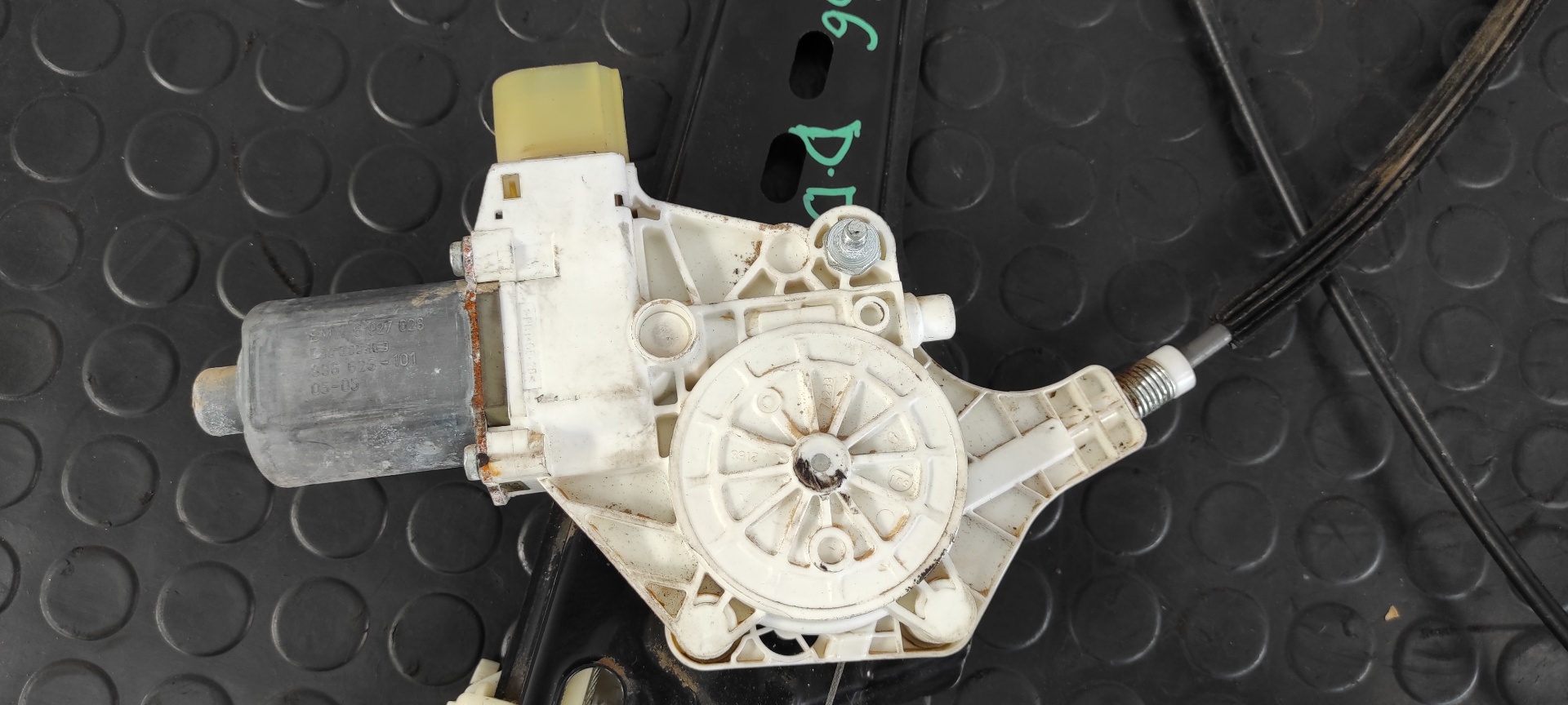 ELEVALUNAS DELANTERO DERECHO BMW SERIE 3 BERLINA (E90) - vista 2