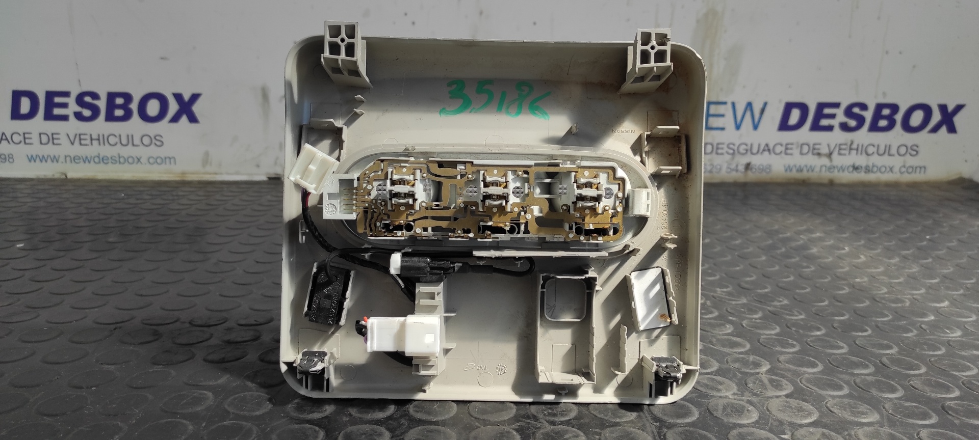 LUZ INTERIOR NISSAN QASHQAI (J11) - vista 6