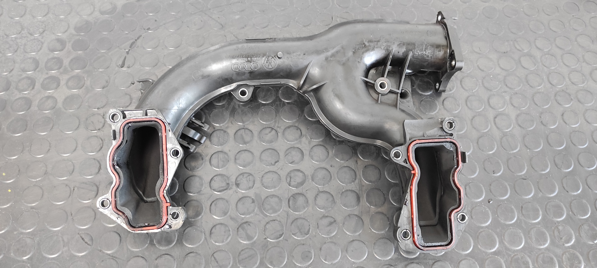 COLECTOR ADMISION AUDI Q7 (4L) - vista 2