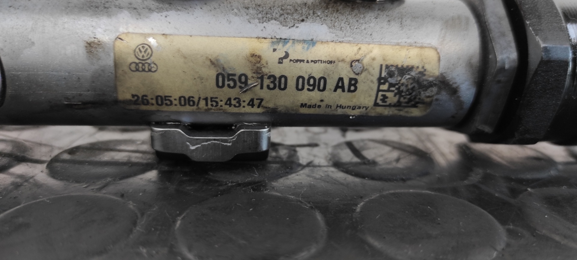 RAMPA INYECTORA AUDI Q7 (4L) - vista 2