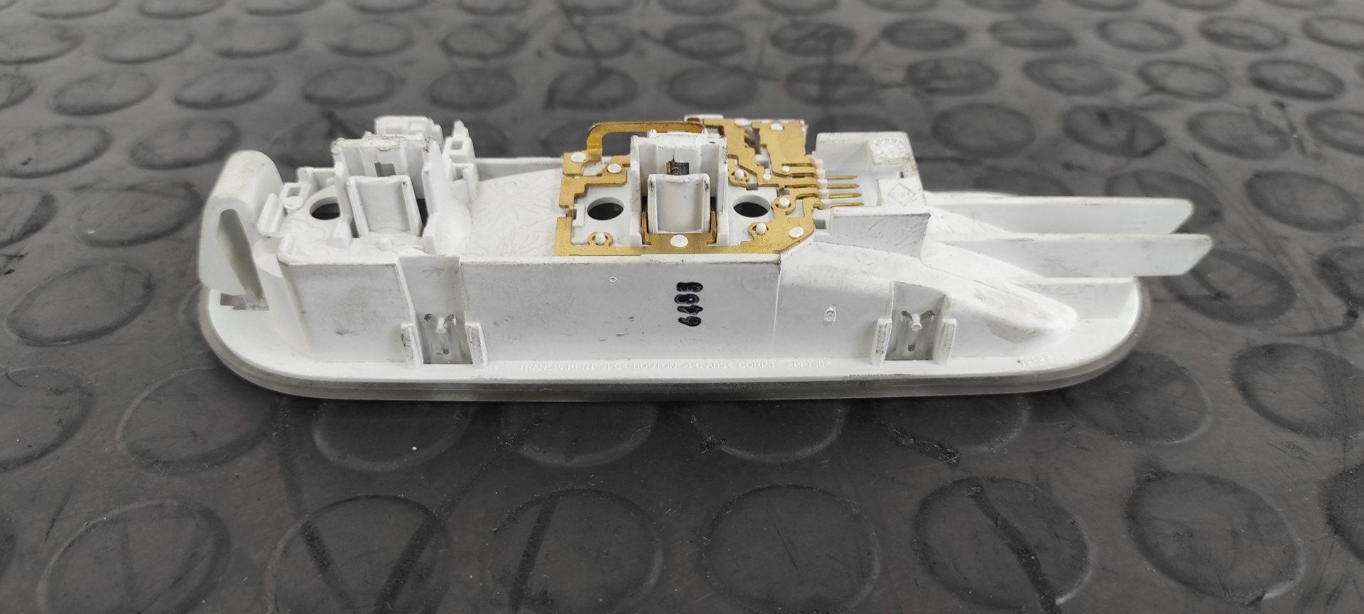 LUZ INTERIOR NISSAN QASHQAI (J11) - vista 4