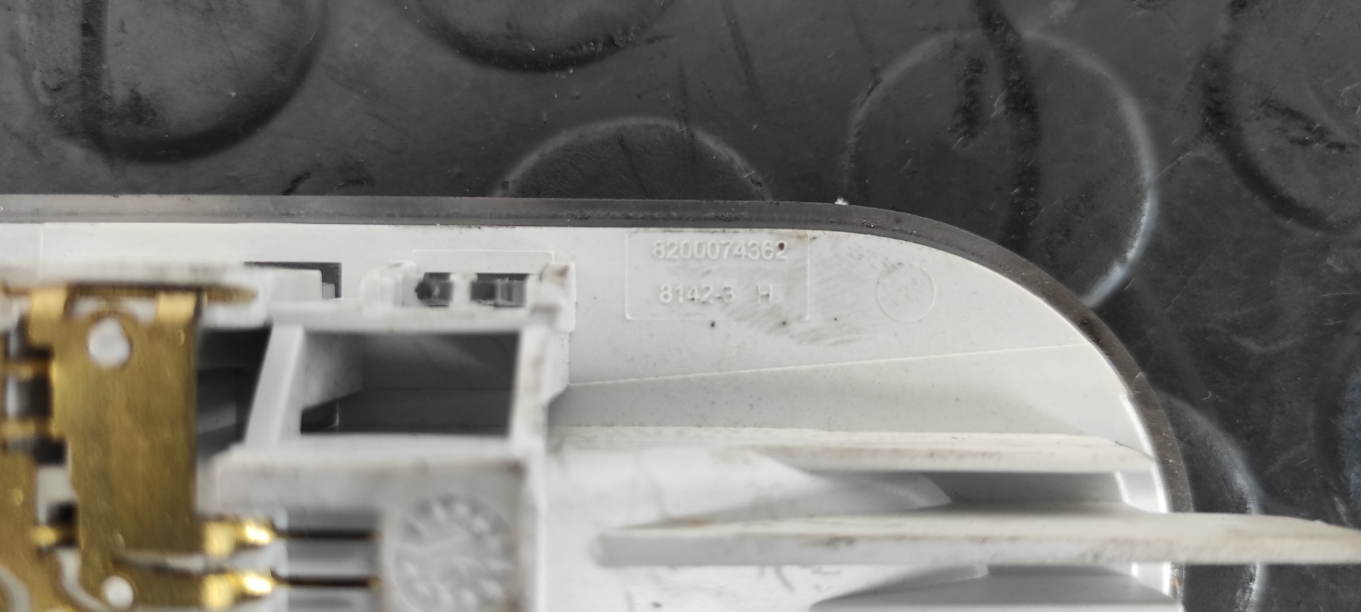 LUZ INTERIOR NISSAN QASHQAI (J11) - vista 5