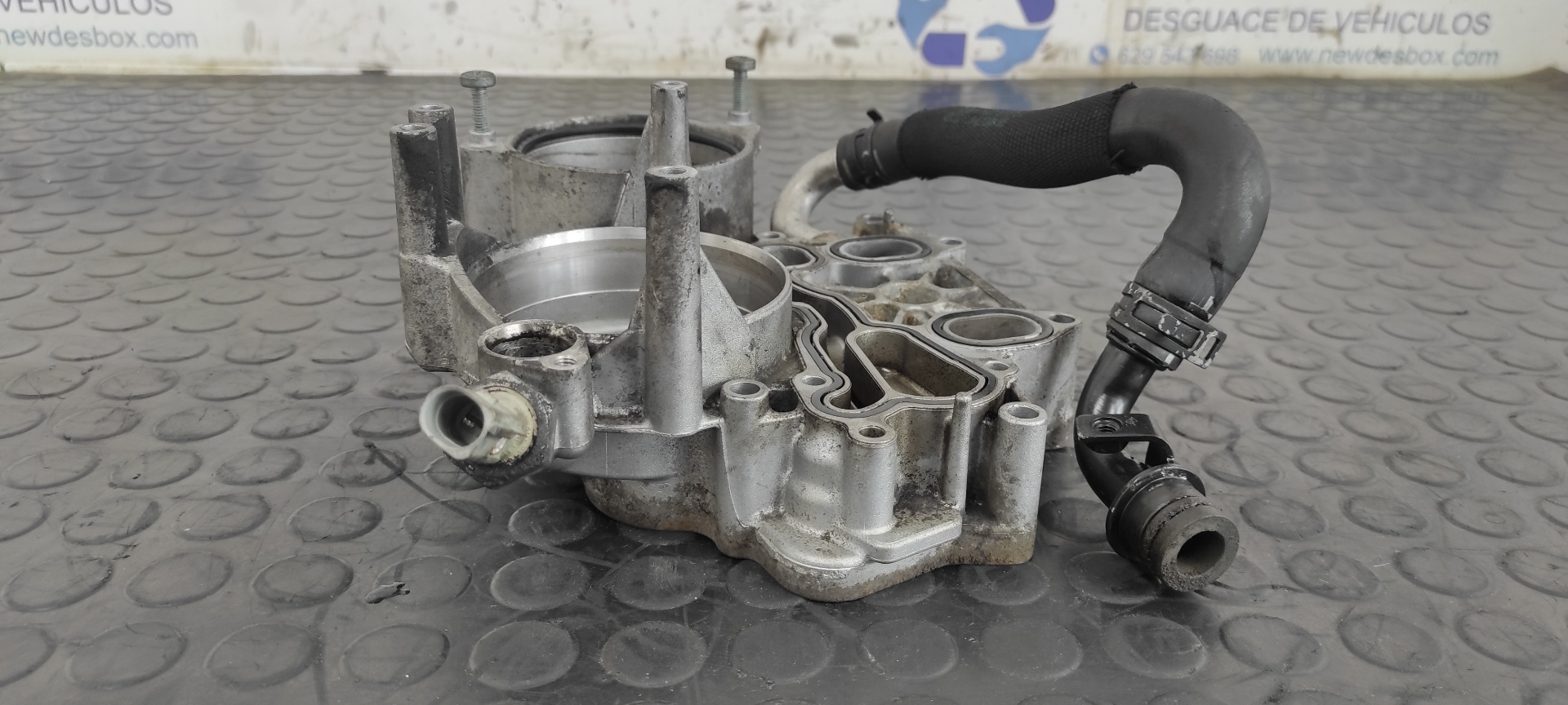 ENFRIADOR ACEITE MOTOR AUDI Q7 (4L) - vista 6