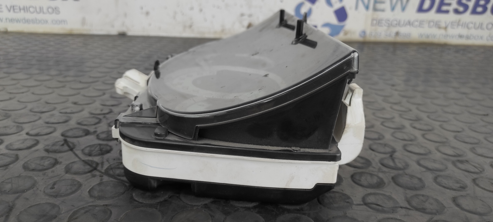 CUADRO INSTRUMENTOS TOYOTA COROLLA VERSO (R1) - vista 2