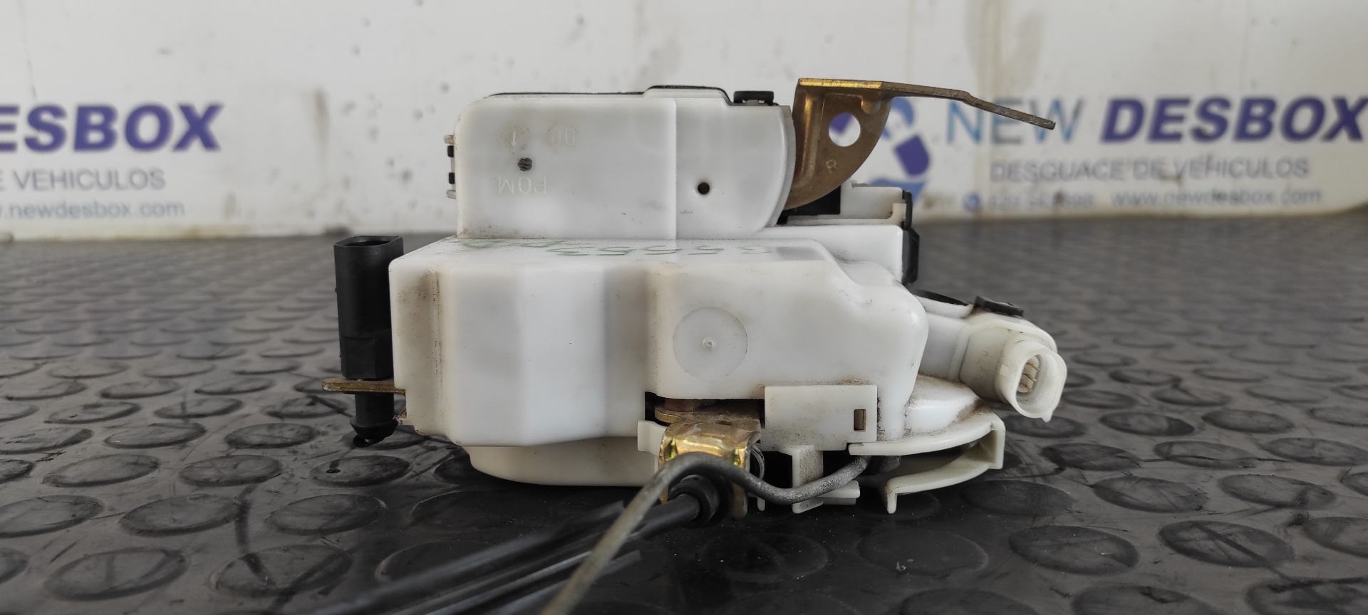 CERRADURA PUERTA DELANTERA DERECHA SEAT CORDOBA BERLINA (6K2) - vista 3