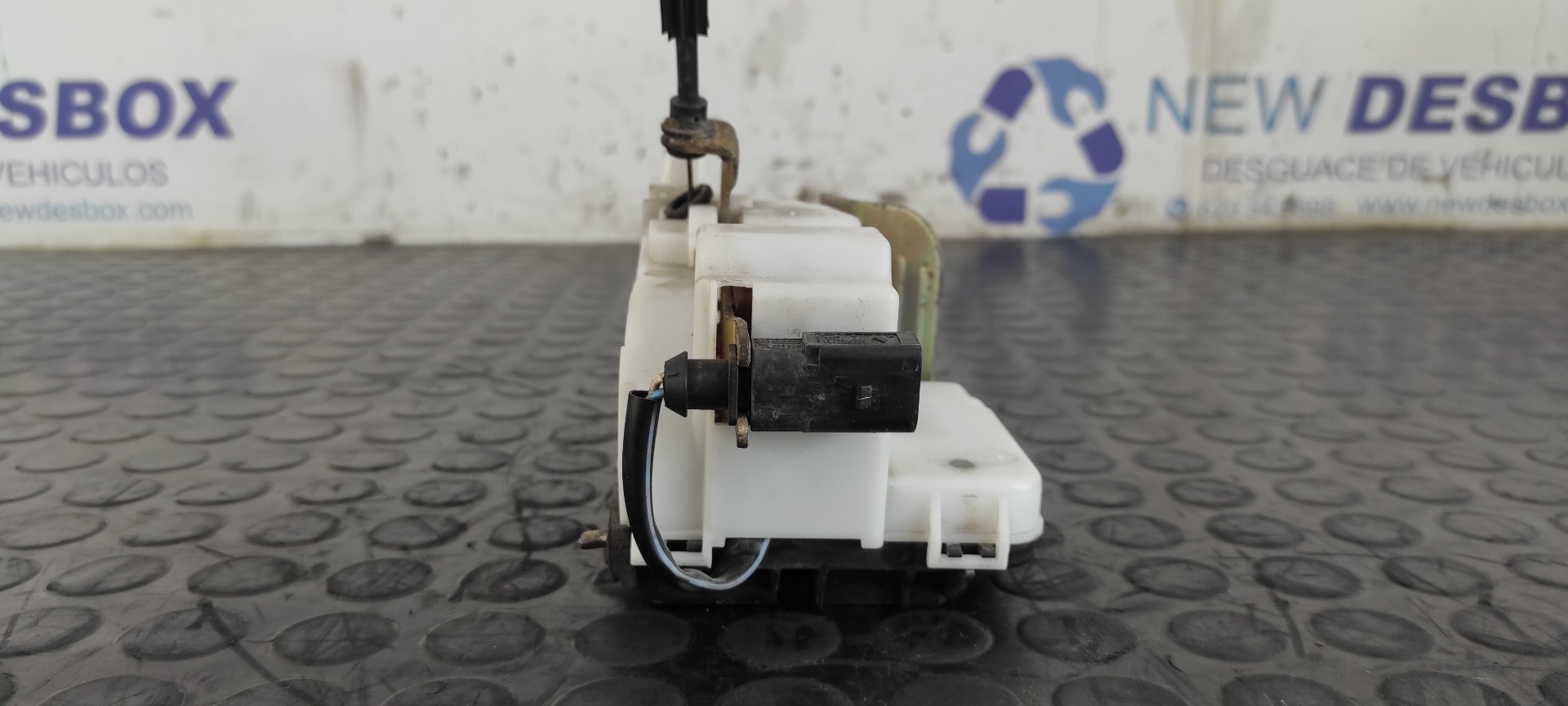 CERRADURA PUERTA TRASERA IZQUIERDA SEAT CORDOBA BERLINA (6K2) - vista 6