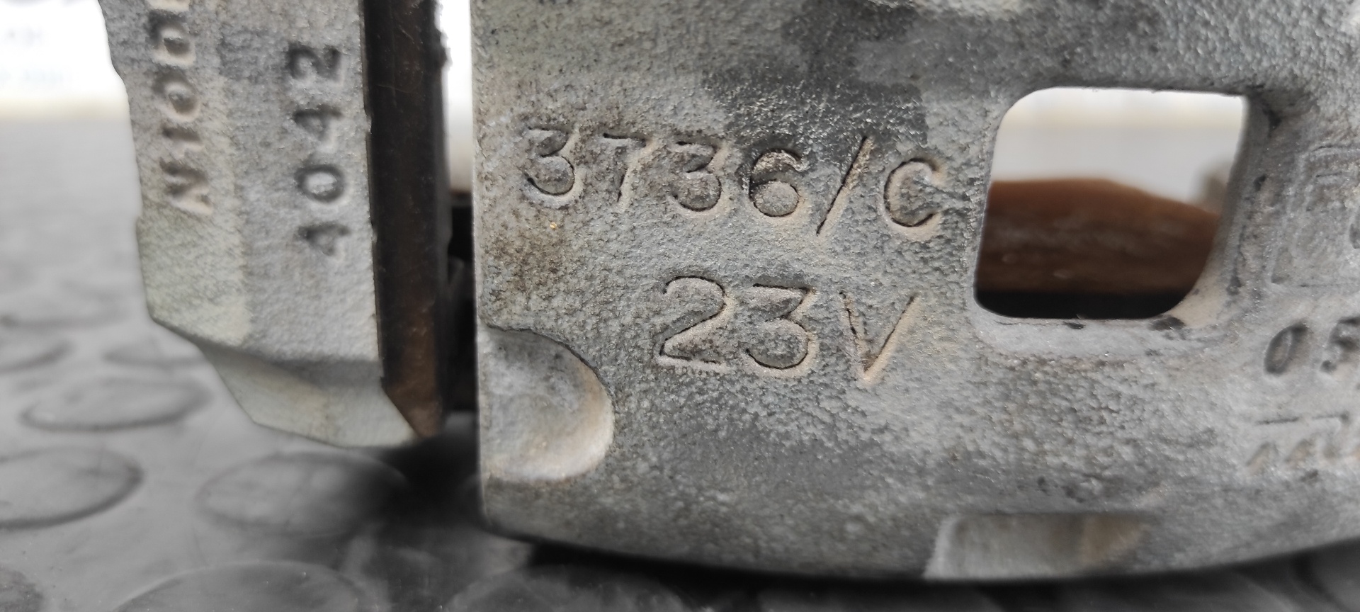 PINZA DE FRENO DELANTERA DERECHA FORD FIESTA (CB1) - vista 9