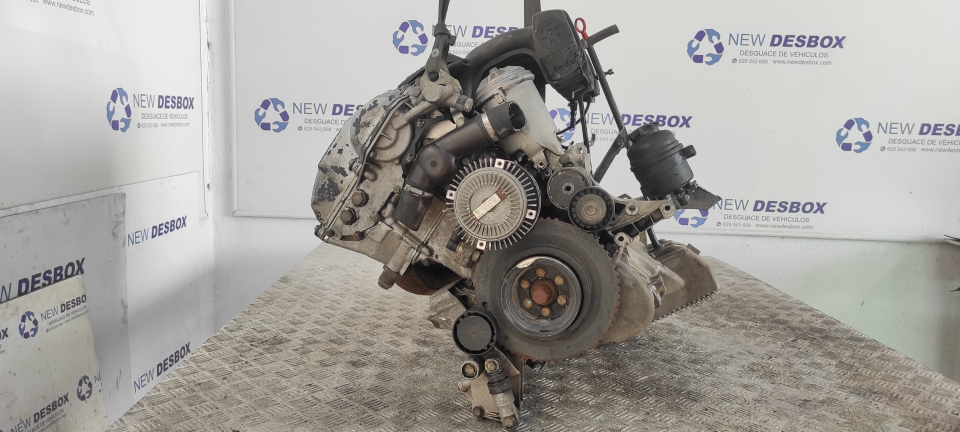 MOTOR BMW SERIE 3 BERLINA (E36) - vista 2