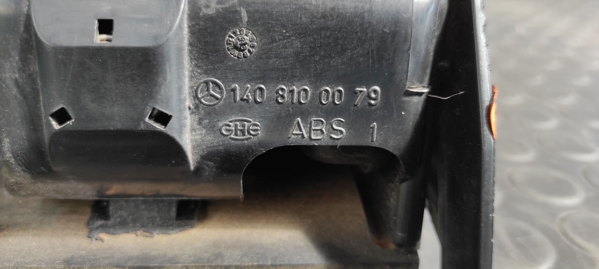 CENICERO MERCEDES-BENZ CLASE S (W140) BERLINA - vista 2