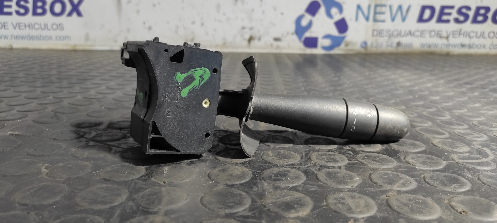 MANDO LIMPIA RENAULT KANGOO (F/KC0)