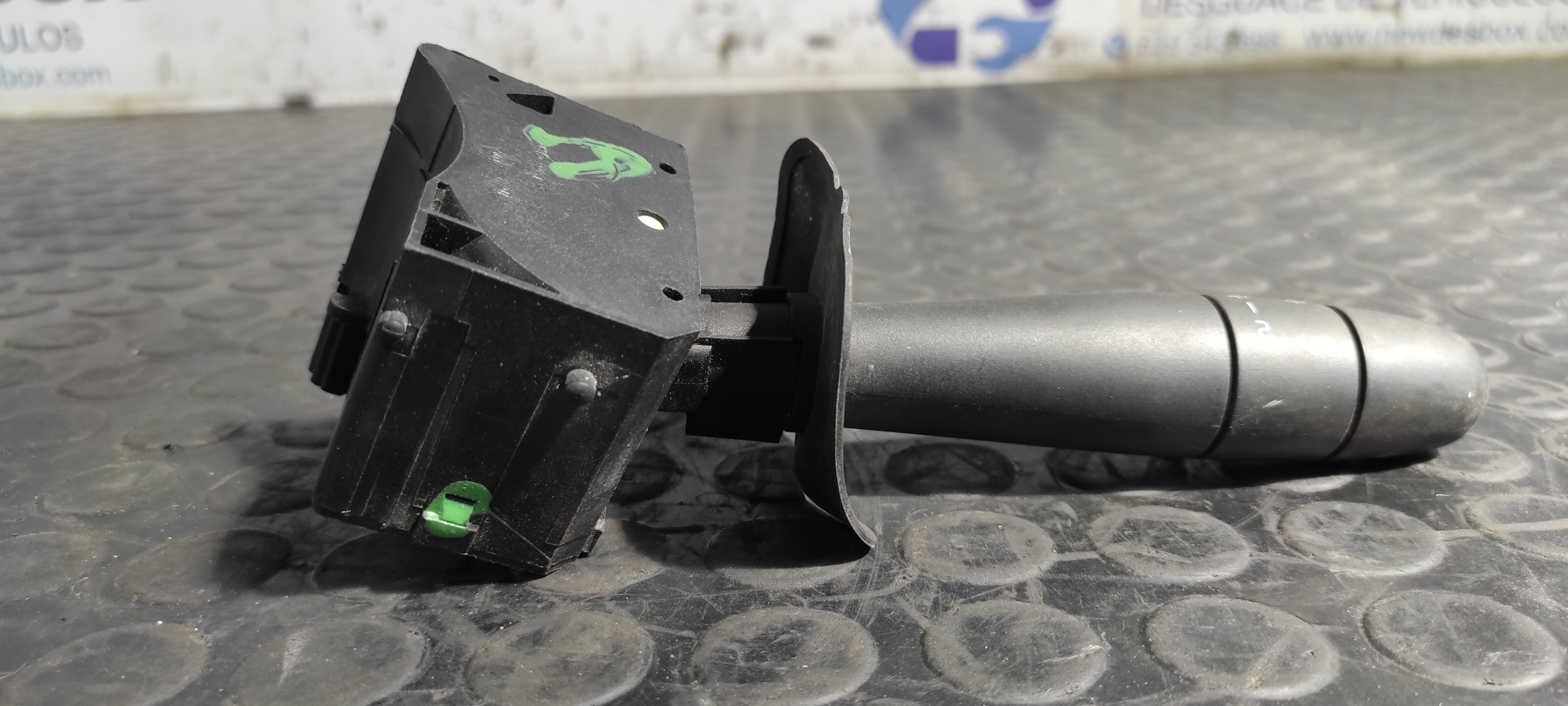 MANDO LIMPIA RENAULT KANGOO (F/KC0) - vista 2