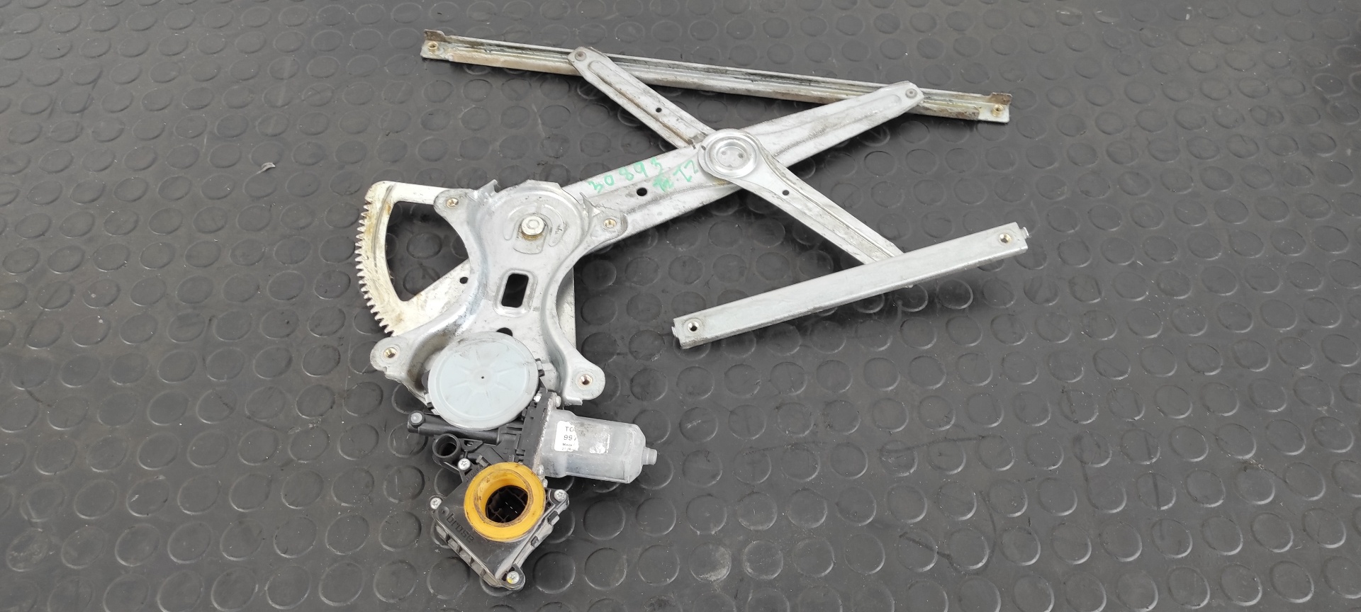 ELEVALUNAS TRASERO IZQUIERDO TOYOTA COROLLA VERSO (R1)