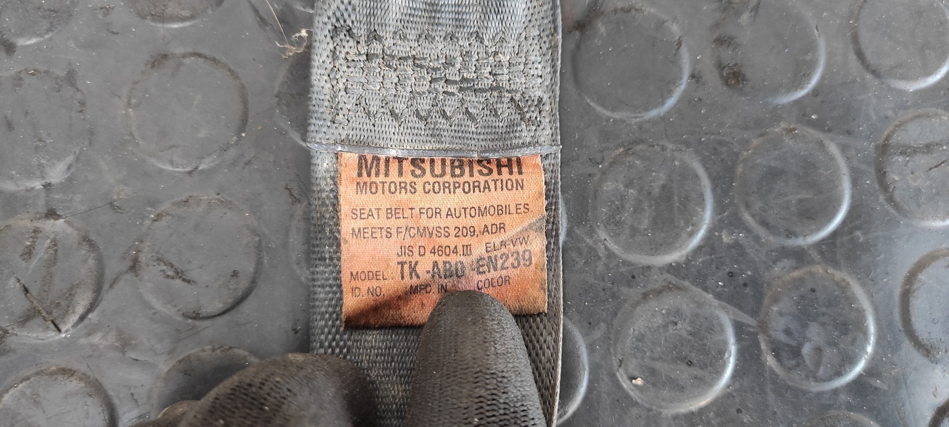 CINTURON TRASERO DERECHO MITSUBISHI MONTERO (V60/V70) - vista 5