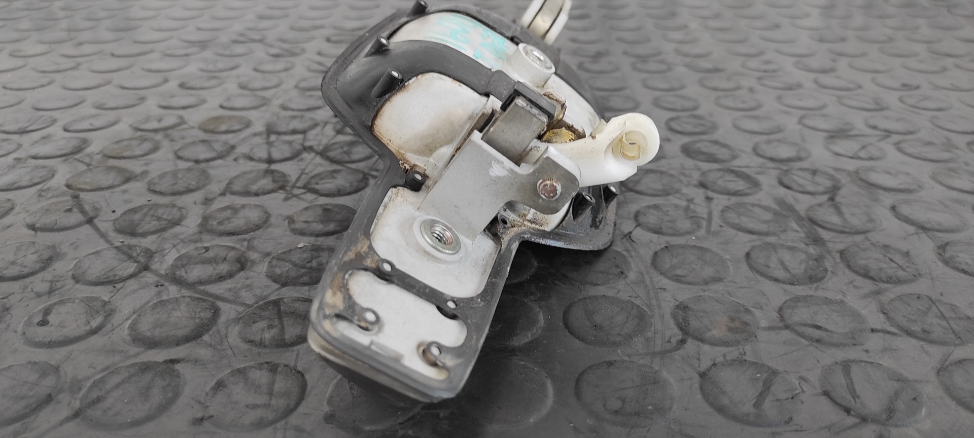 MANETA TRASERA DERECHA MITSUBISHI MONTERO (V60/V70) - vista 3