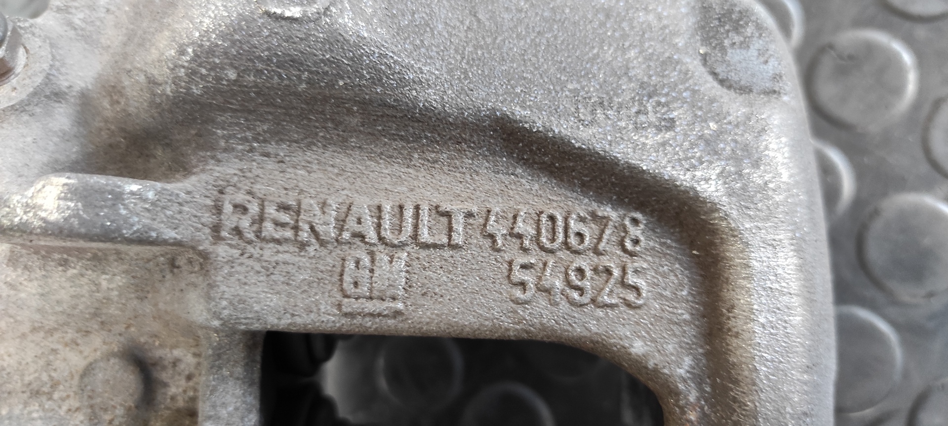 PINZA DE FRENO DELANTERA IZQUIERDA NISSAN PRIMASTAR (X83) - vista 2