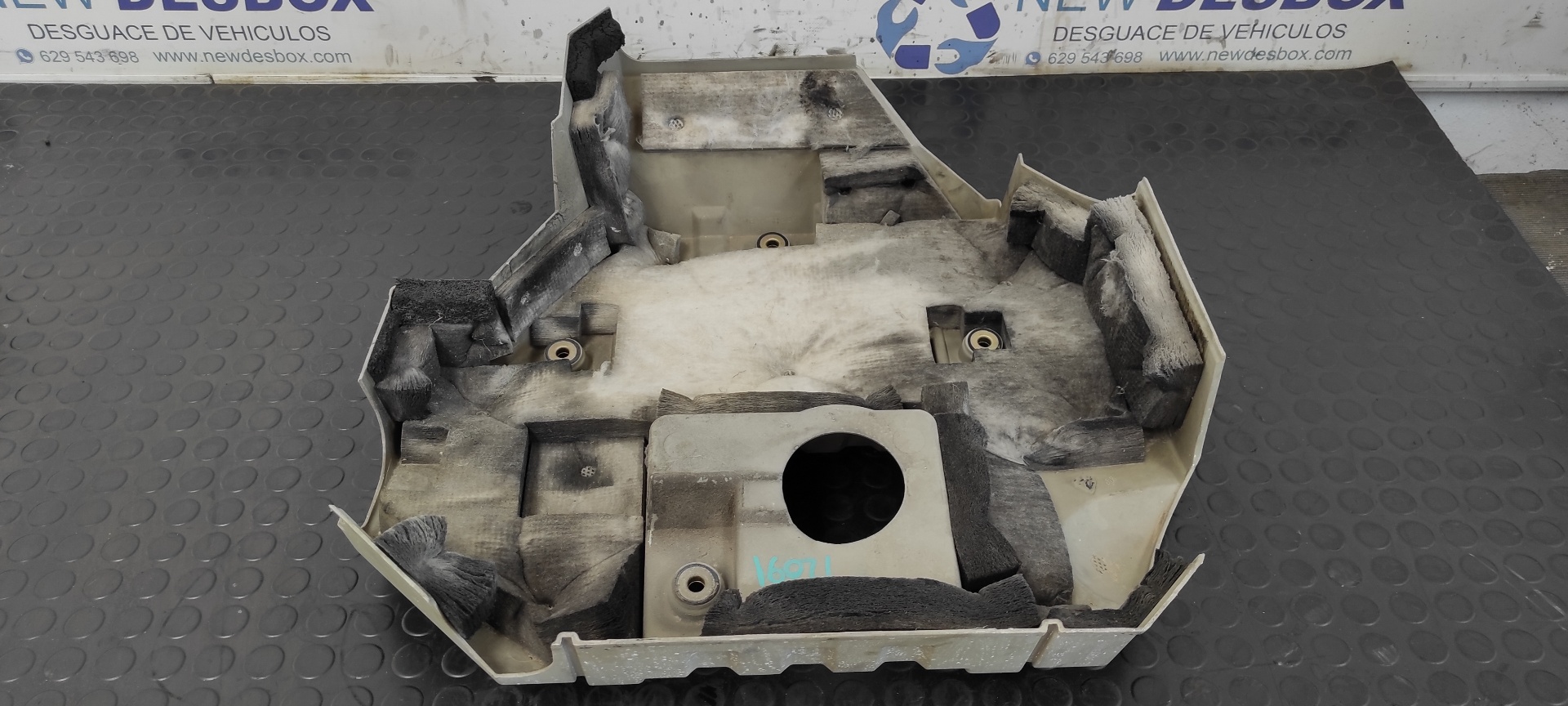 TAPA MOTOR MITSUBISHI MONTERO (V60/V70) - vista 2