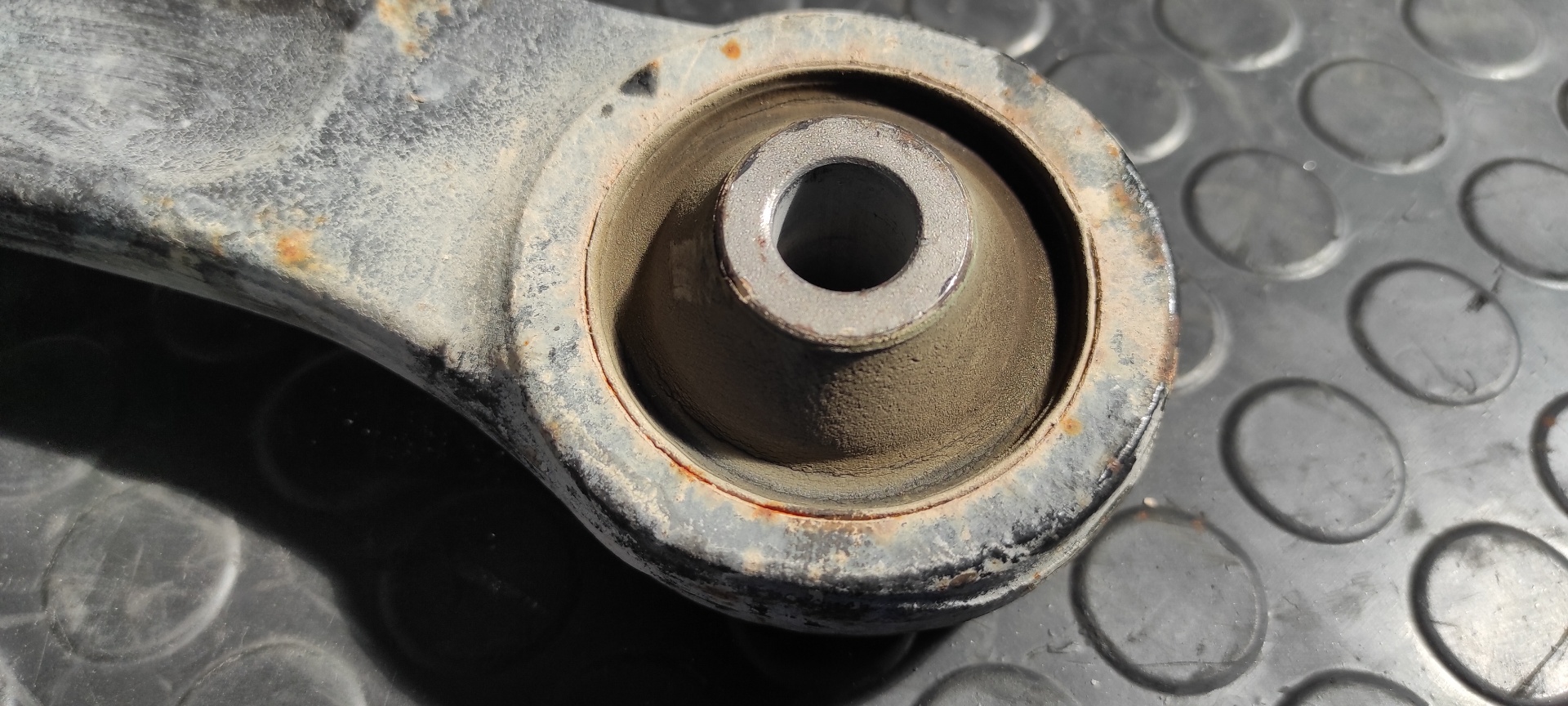 BRAZO DERECHO INFERIOR DELANTERO PEUGEOT 308 - vista 6