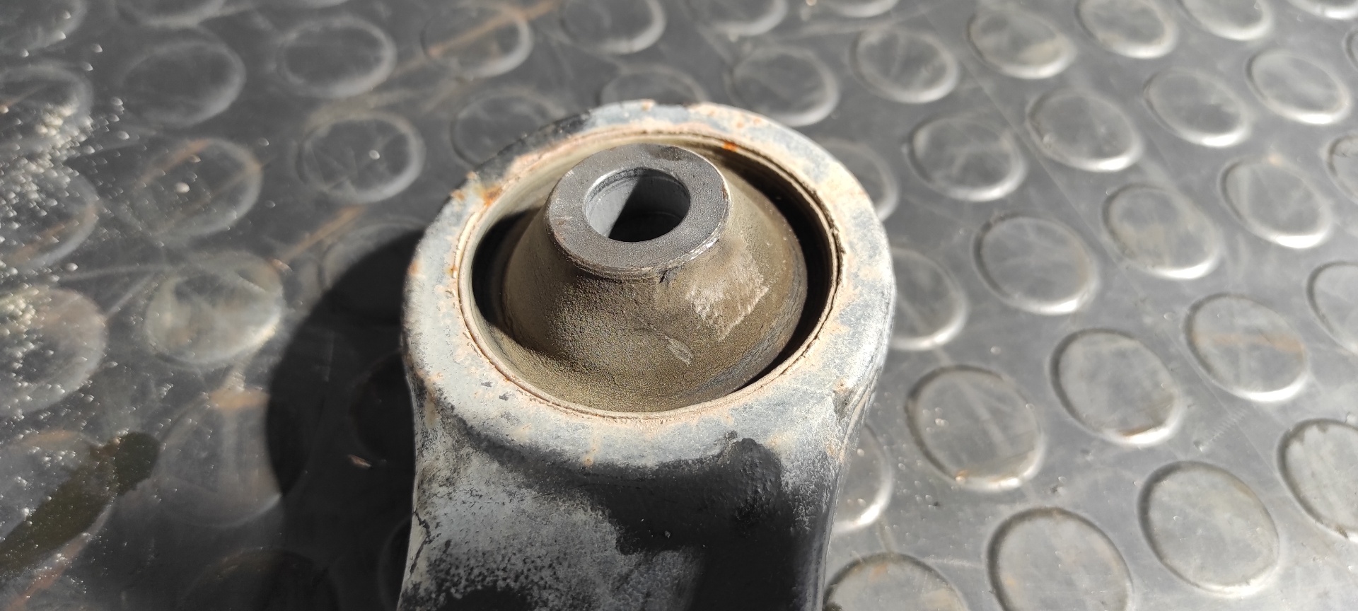 BRAZO IZQUIERDO INFERIOR DELANTERO PEUGEOT 308 - vista 4