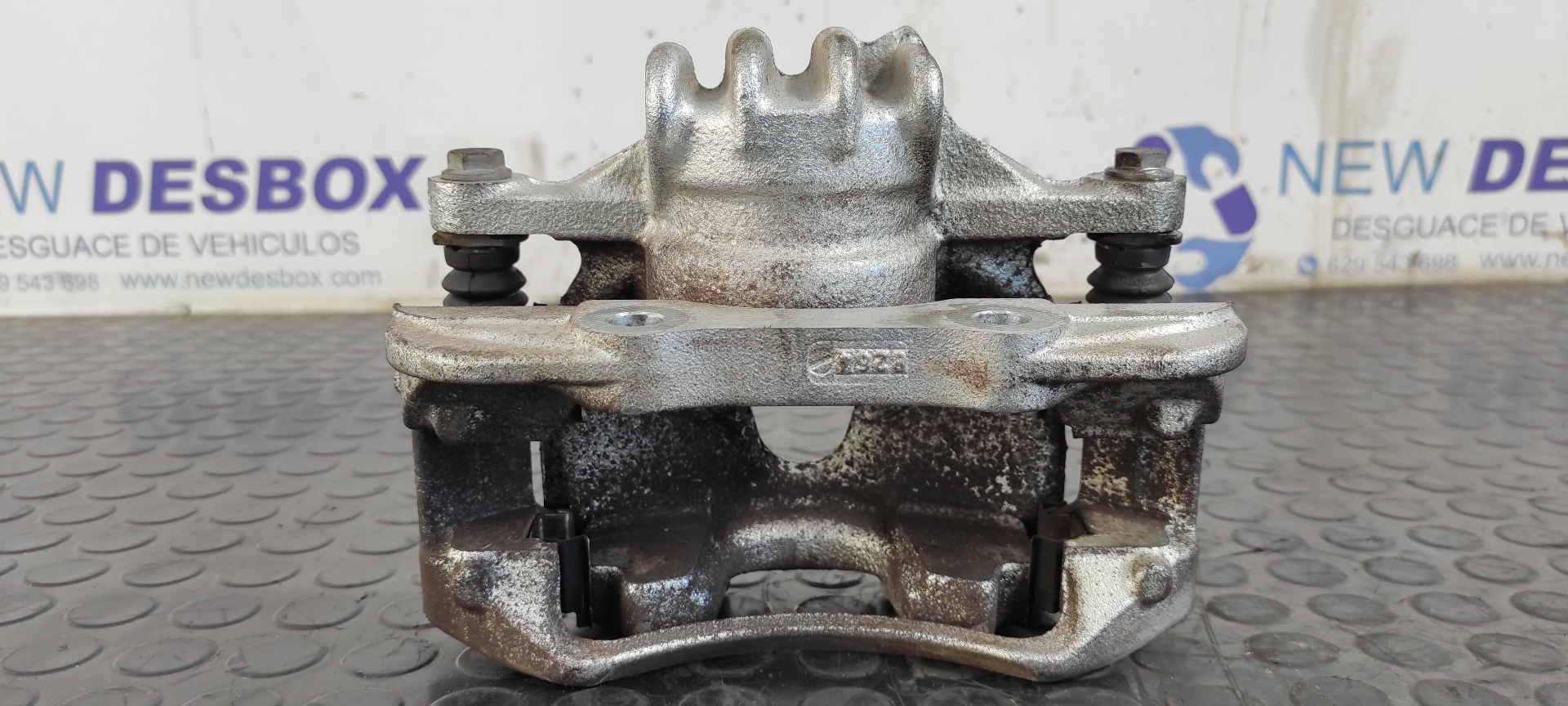 PINZA DE FRENO DELANTERA DERECHA PEUGEOT 308 - vista 2