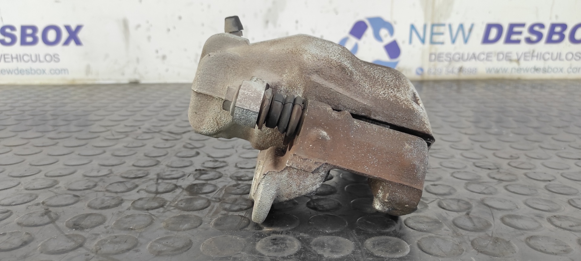 PINZA DE FRENO DELANTERA IZQUIERDA PEUGEOT 308 - vista 5