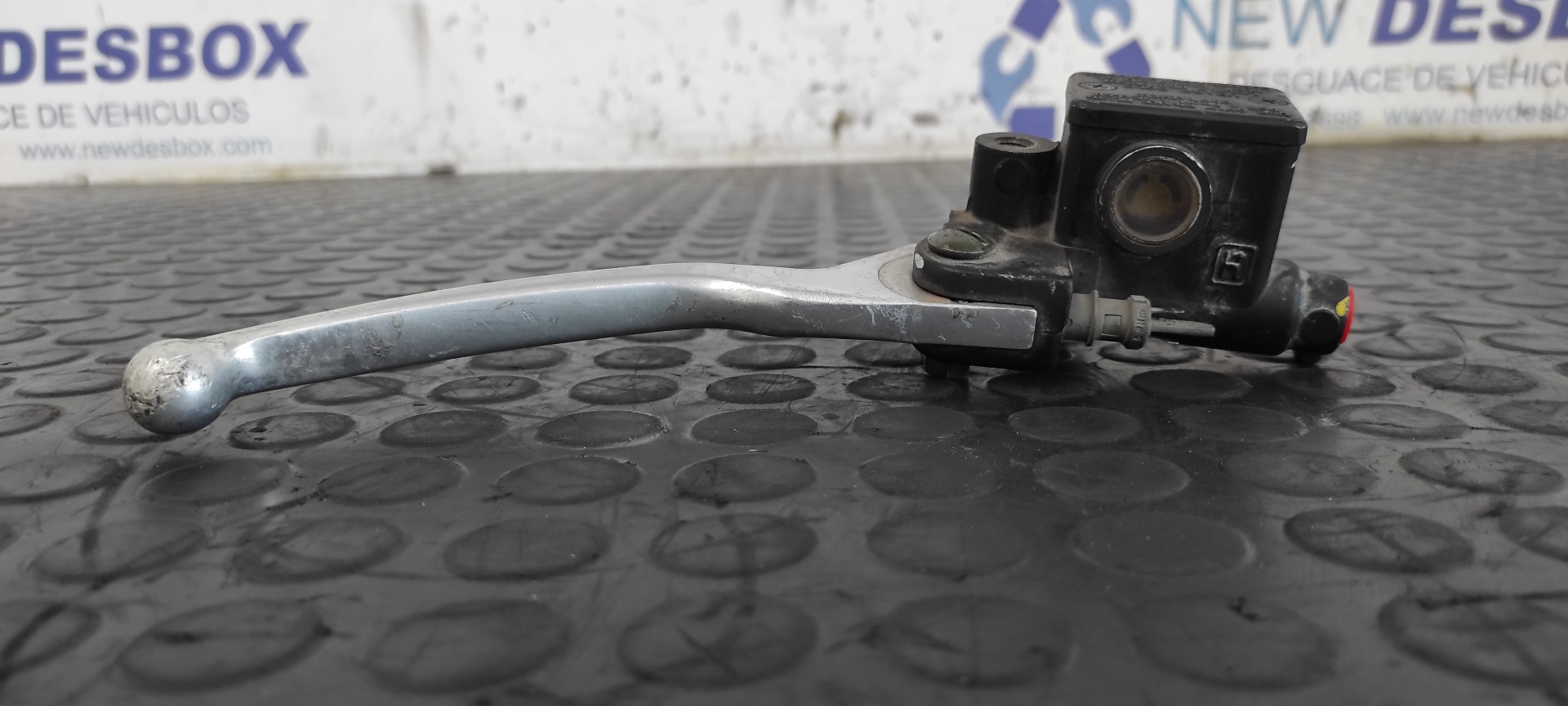 NO IDENTIFICADO PIAGGIO (VESPA) NRG