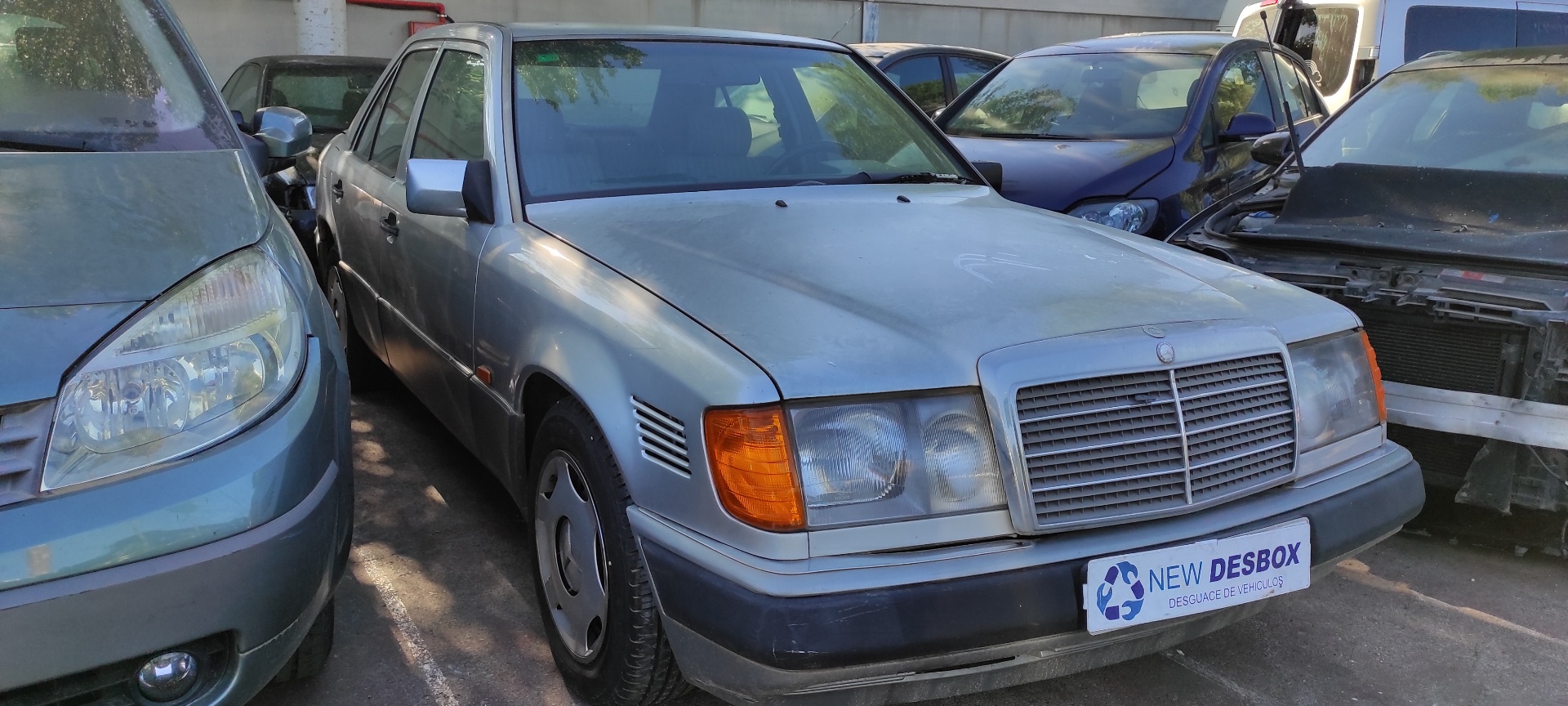 MERCEDES-BENZ CLASE E (W124) BERLINA