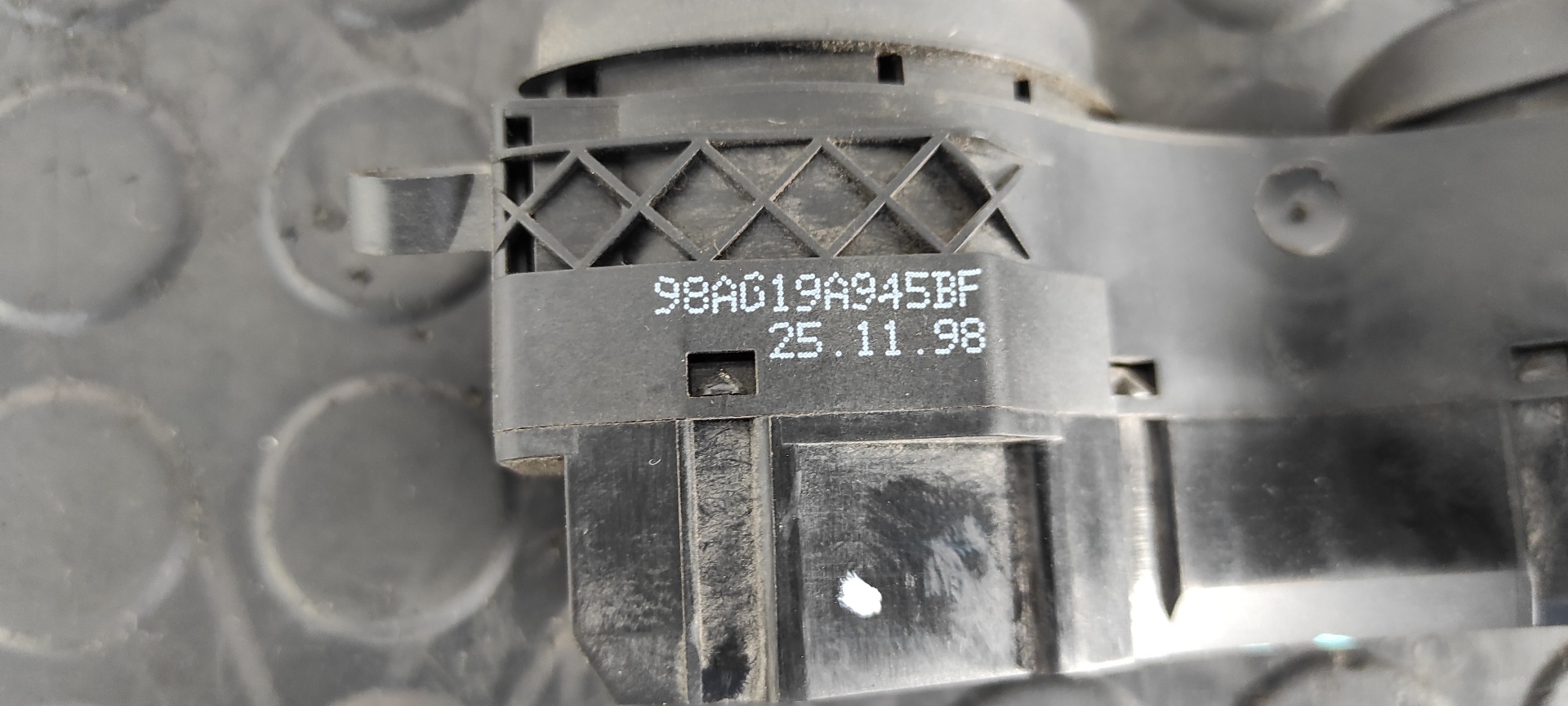 MANDO MULTIFUNCION FORD FOCUS BERLINA (CAK) - vista 6