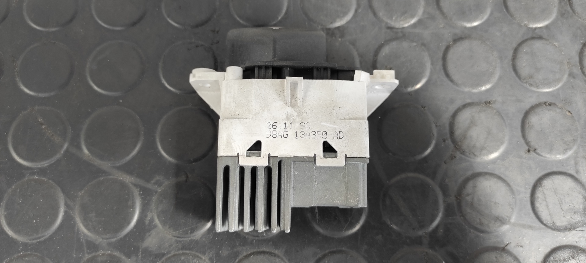 WARNING FORD FOCUS BERLINA (CAK) - vista 2