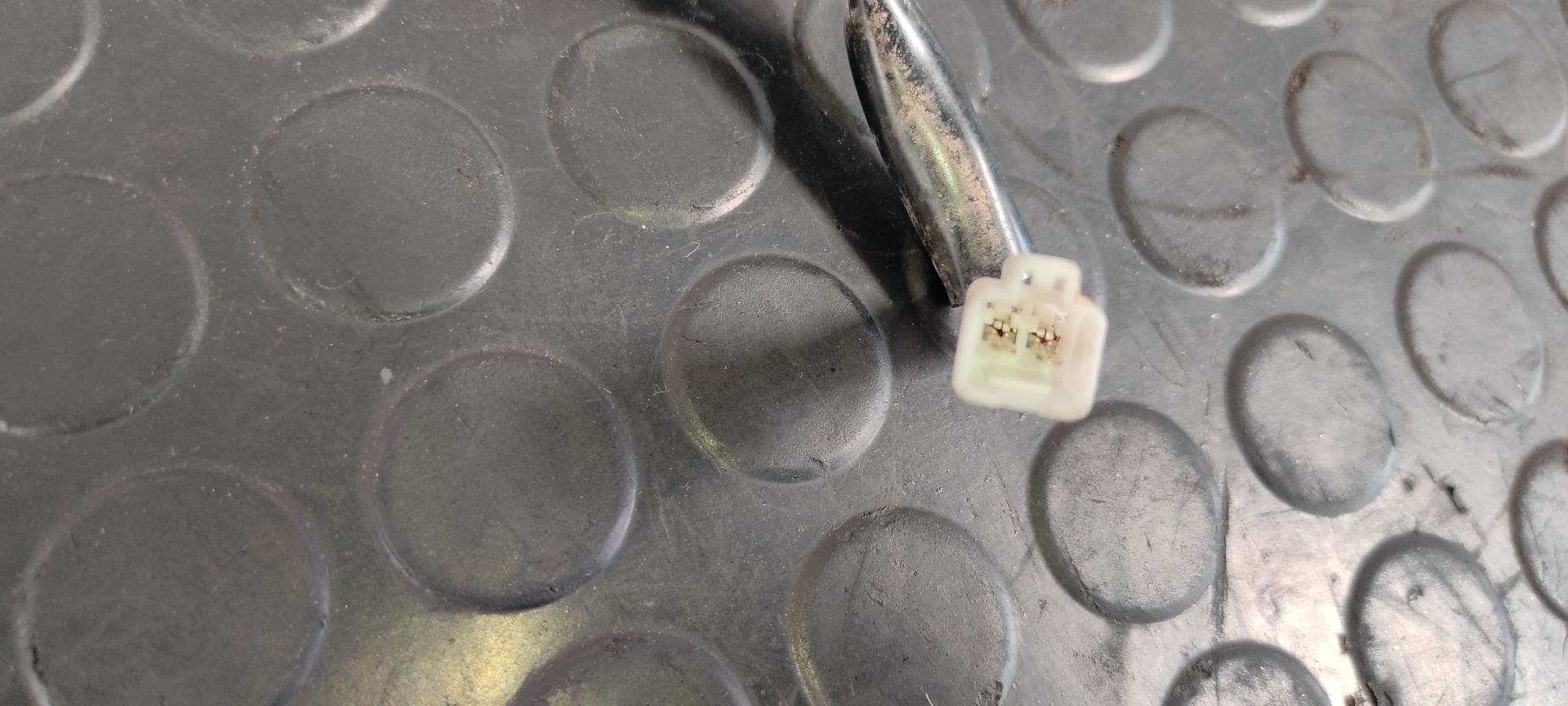 CERRADURA PUERTA TRASERA IZQUIERDA FORD RANGER (ER) - vista 2