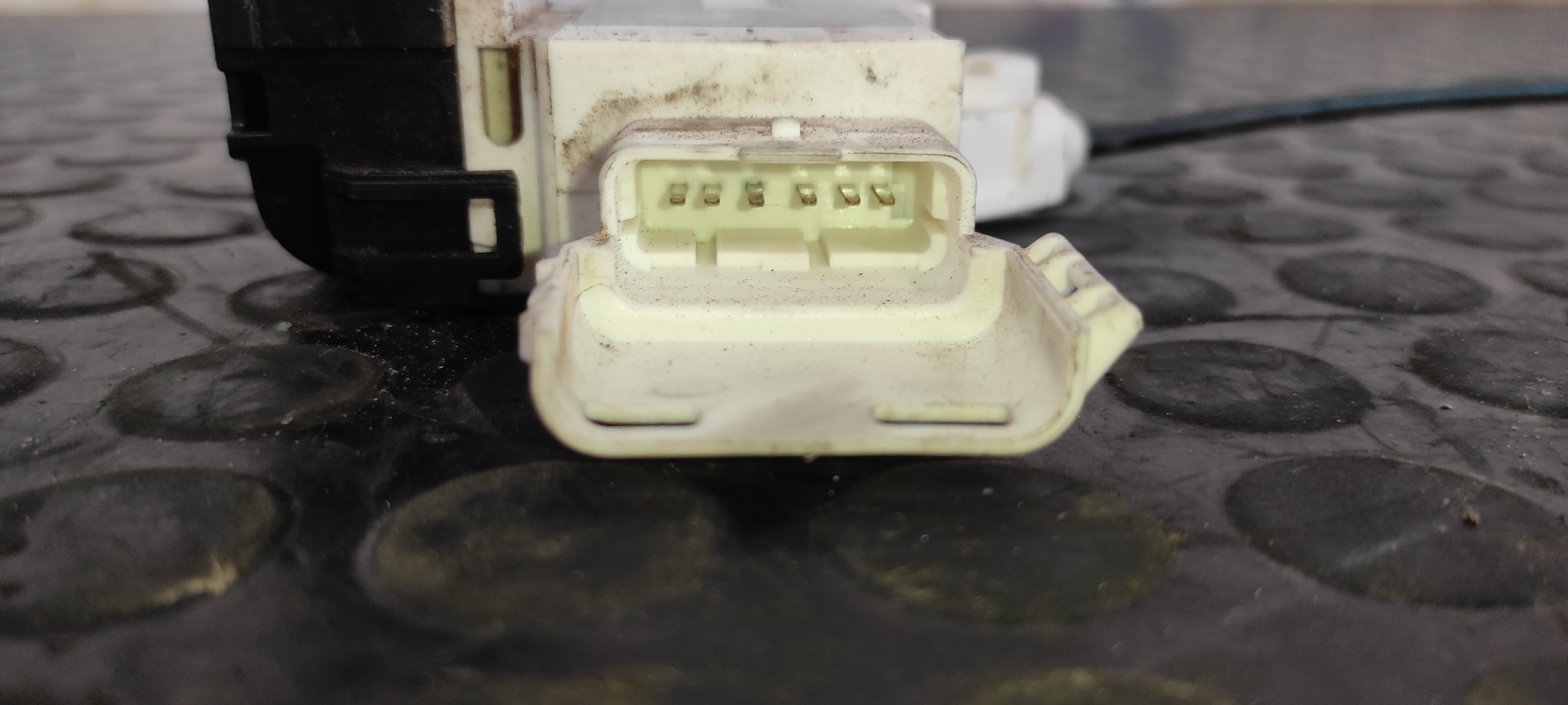 CERRADURA PUERTA DELANTERA DERECHA CITROEN C4 BERLINA - vista 6