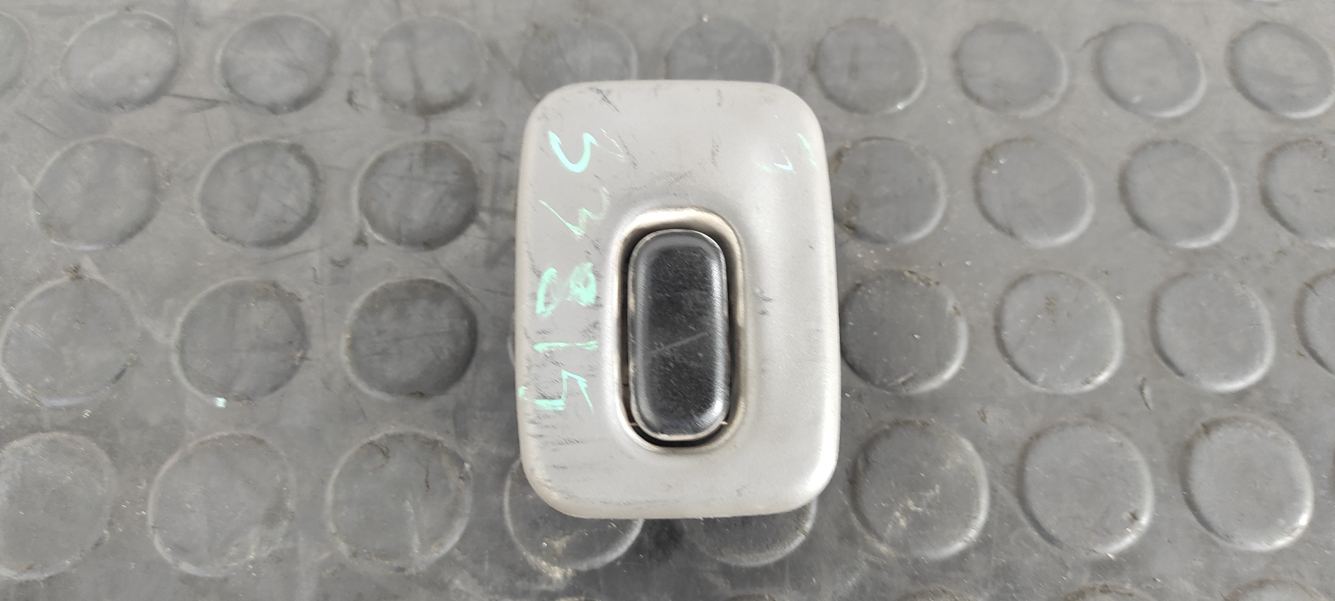 MANDO ELEVALUNAS DELANTERO DERECHO FORD RANGER (ER)