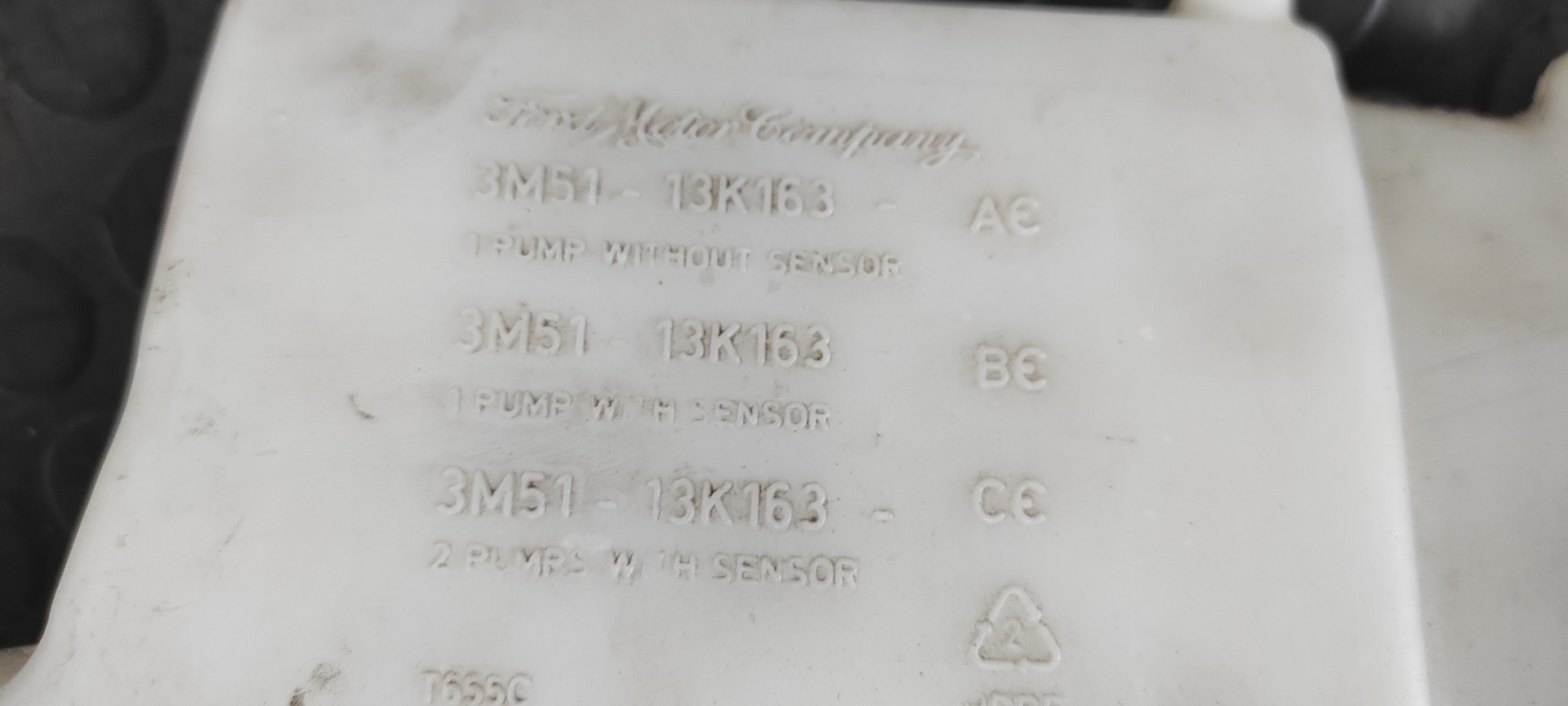 DEPOSITO LIMPIA FORD KUGA (CBS) - vista 7