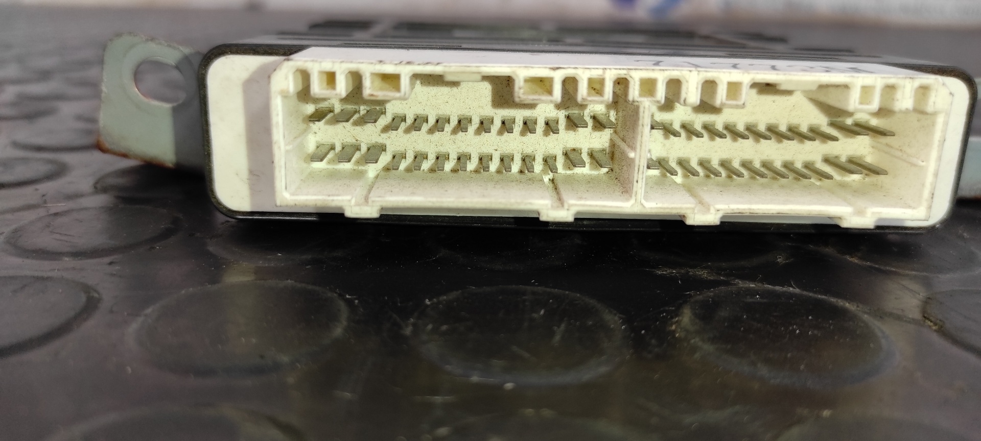 MODULO ELECTRONICO MITSUBISHI MONTERO (V60/V70) - vista 6